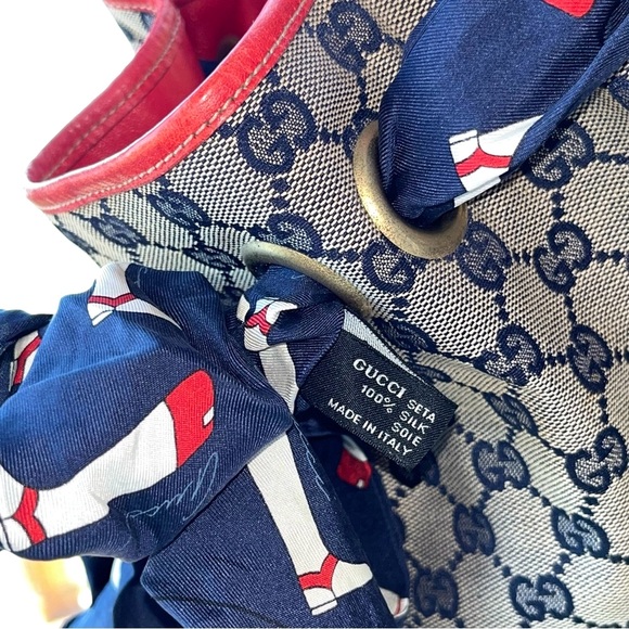 Gucci: Positano Scarf Multicolour Monogram Canvas and Leather Hobo Bag - Picture 4 of 16